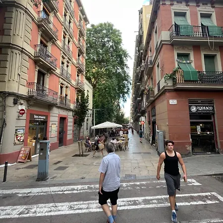 The Air Suspended * Barcelona